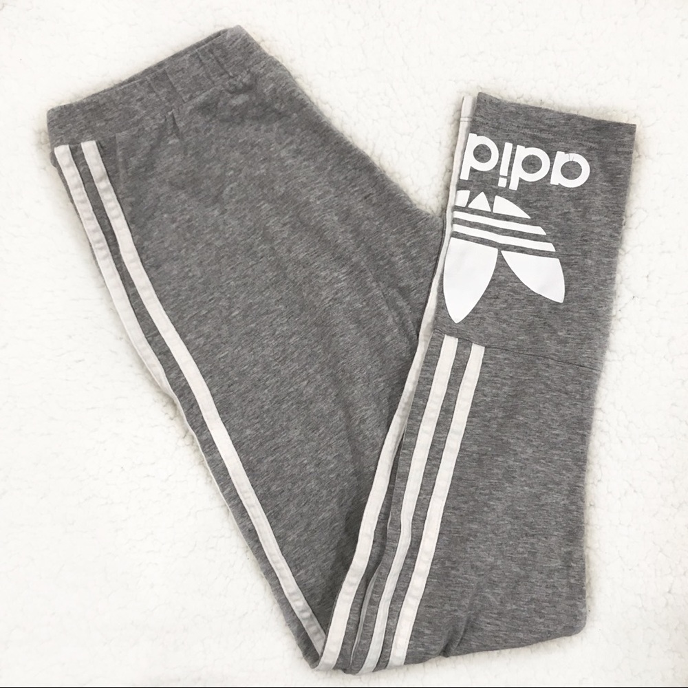 GREY ADIDAS LEGGINGS